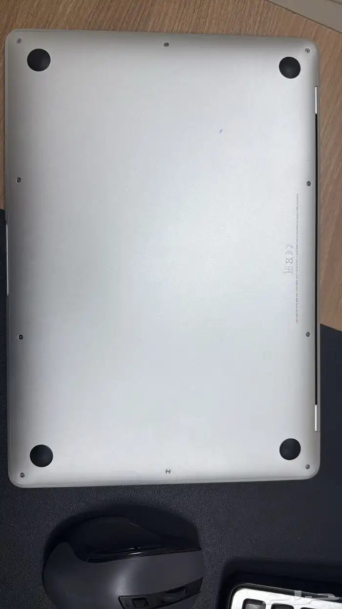 ماك بوك اير m1 1