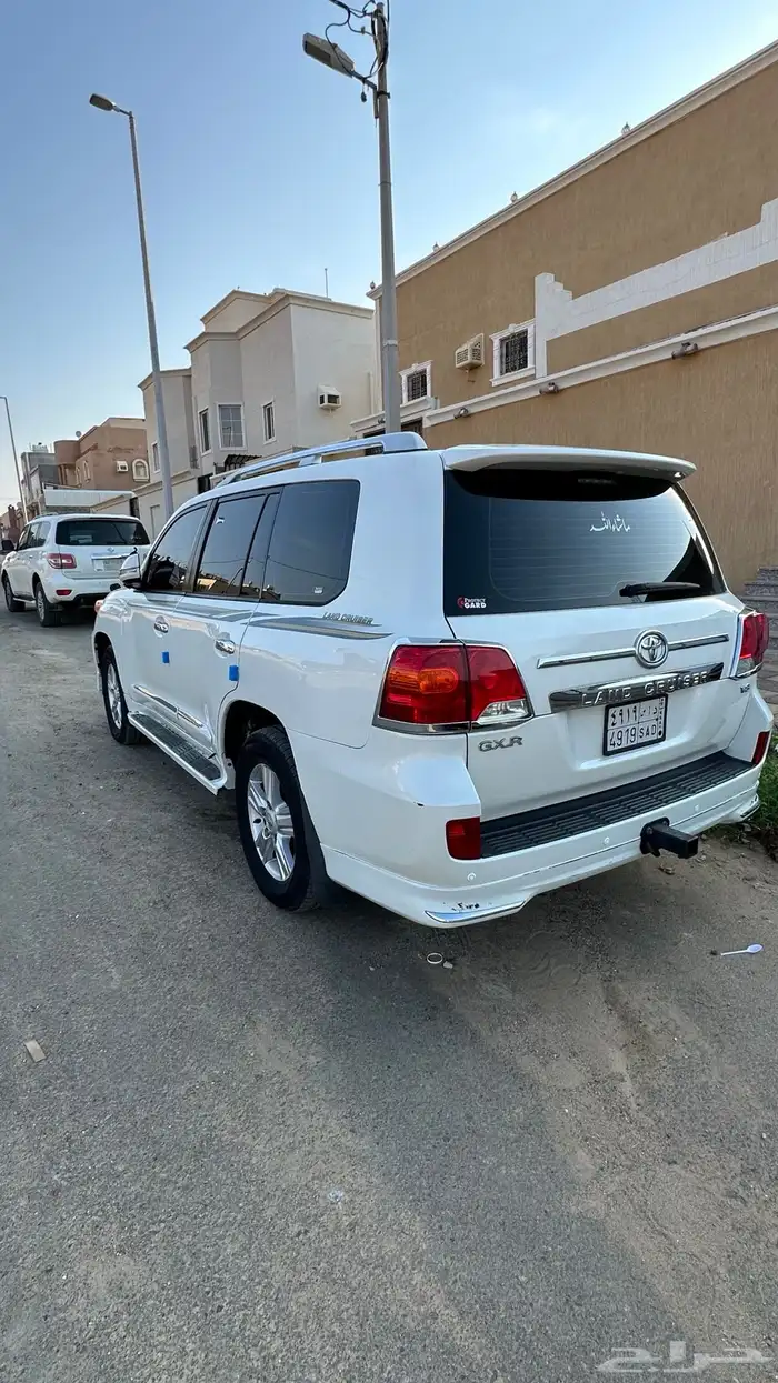 لاندكروزر 2013 بريمي 8 سلندر 2