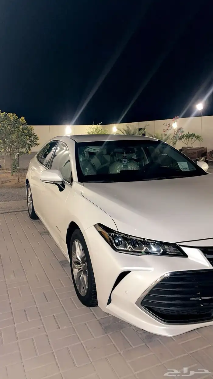 تويوتا افالون استاندر وكالة 14