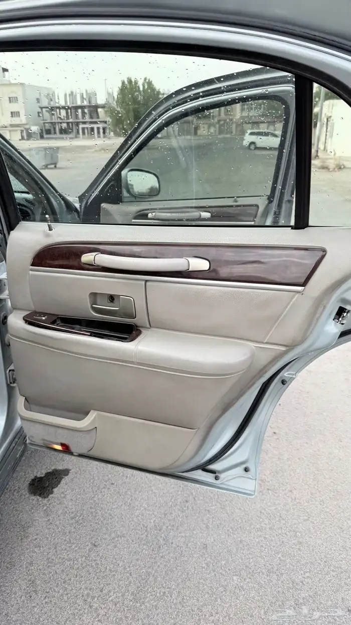 لينكون تاون كار 2007 فل كامل سقنتشر لمتد للبيع 25