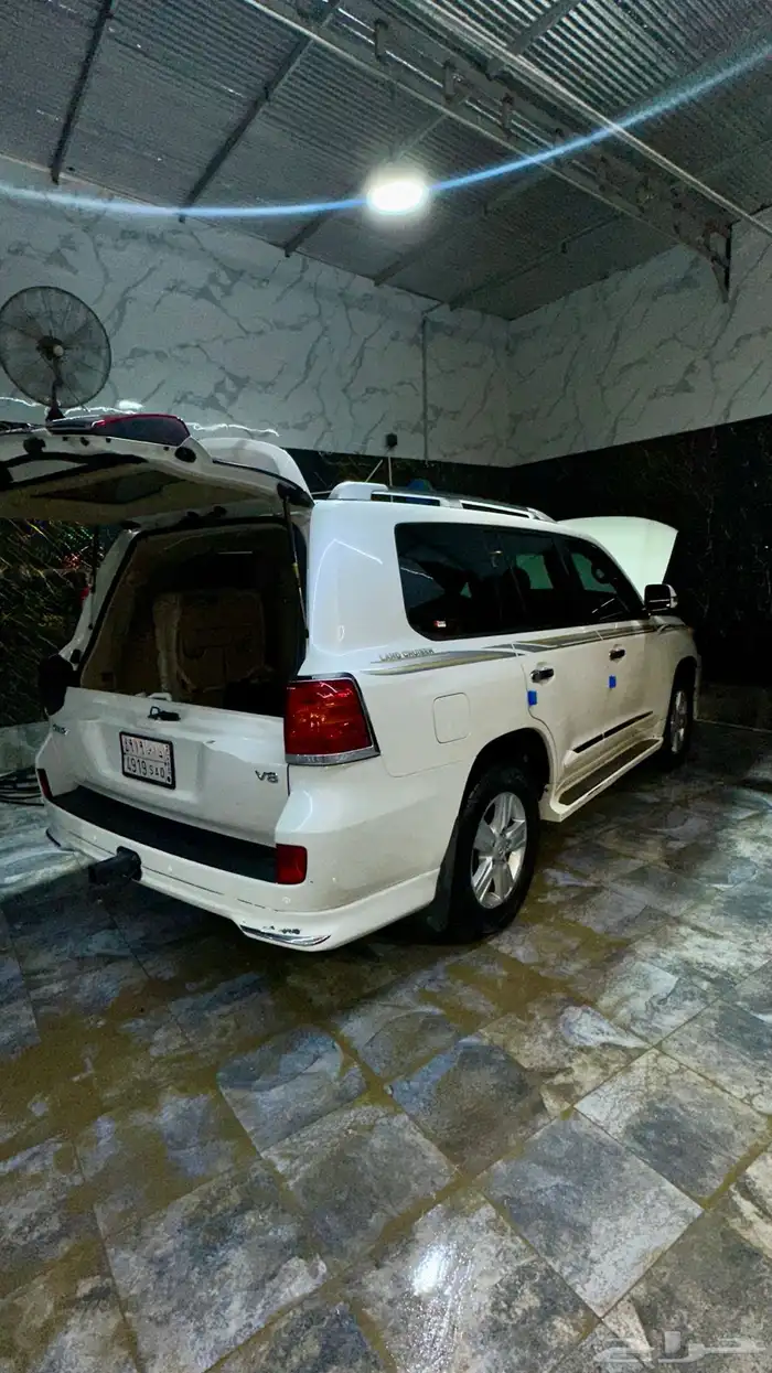 لاندكروزر 2013 بريمي 8 سلندر 15