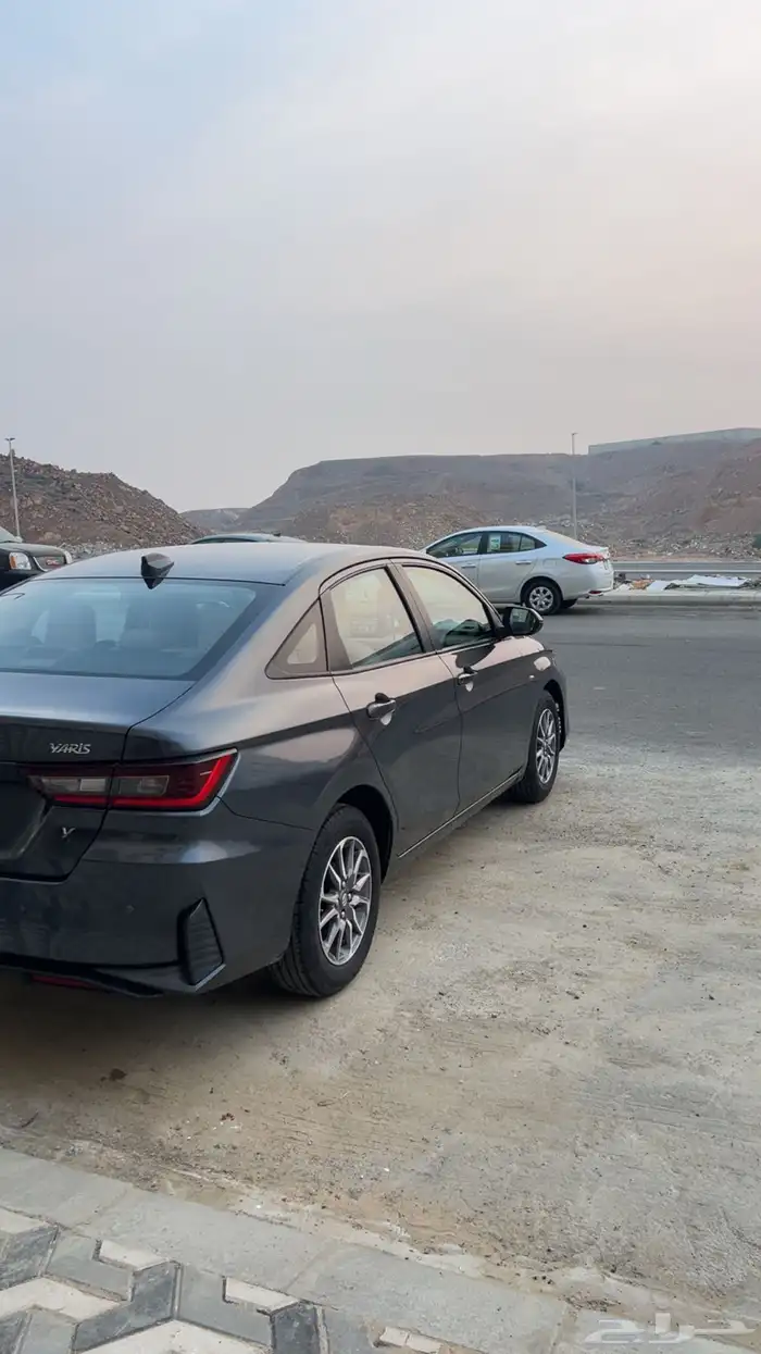 تويوتا يارس 2023 بحالة ممتازة وبسعر ممتاز 4