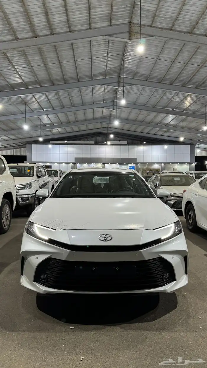 تويوتا كامري 2025 بنزين فئة LE فتحة سقف بصمة سعودي 119 شامل 1