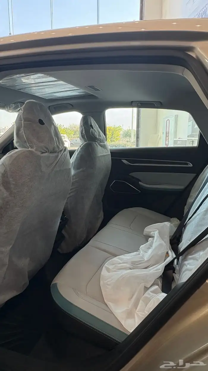 جيلي اميقراند 2025 الفل بسعر حصري ومميز لأصحاب الكاش 5