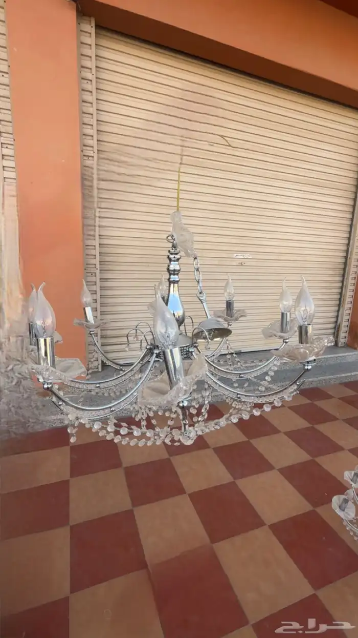 نجف بحالة جديد 8 لمبات 0