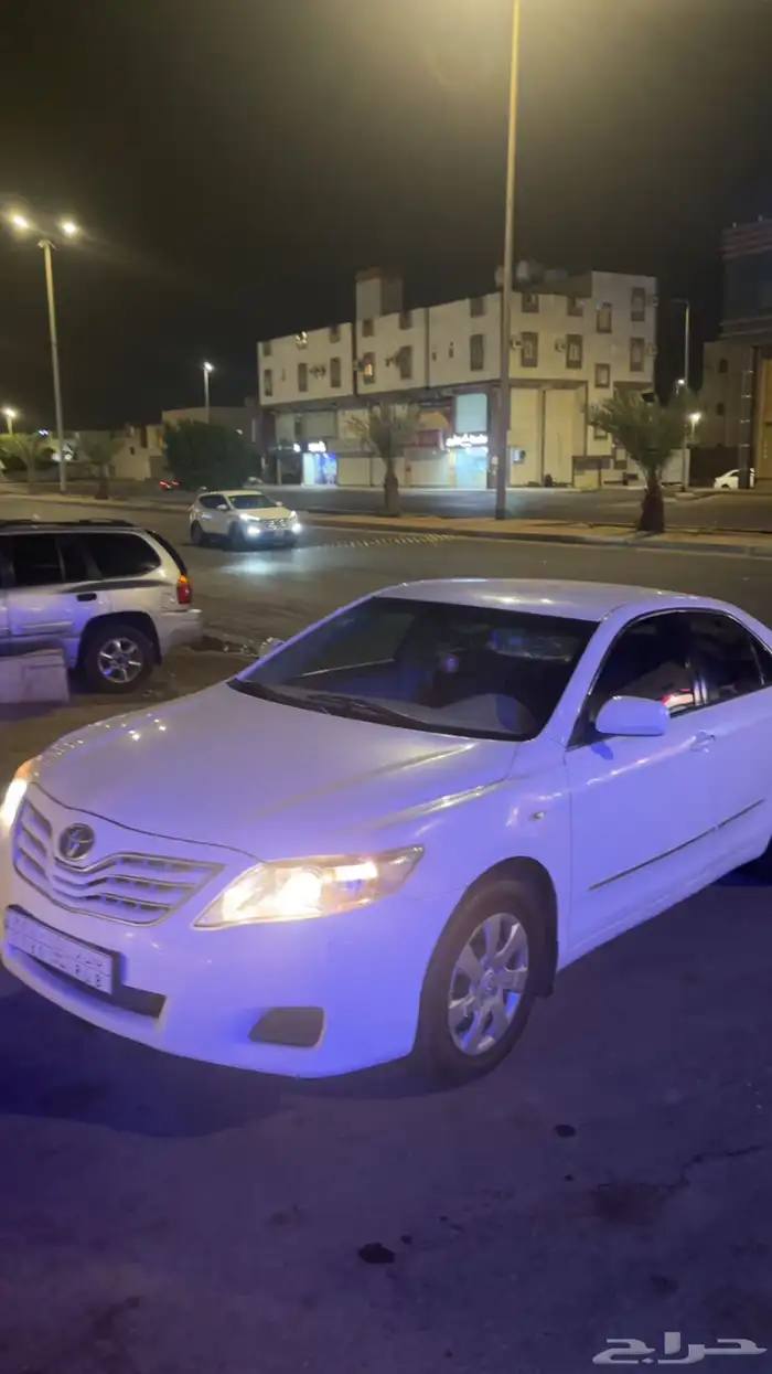 كامري 2011 GL - نظيفة جدا 4