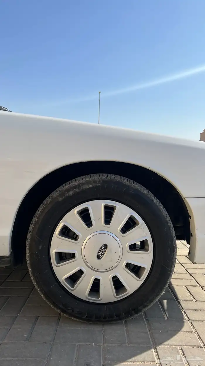 فورد فكتوريا 21