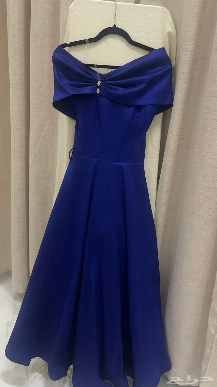 فستان مقاس 1  لبس مره وحده سعر الشراء 400 البيع 200 3