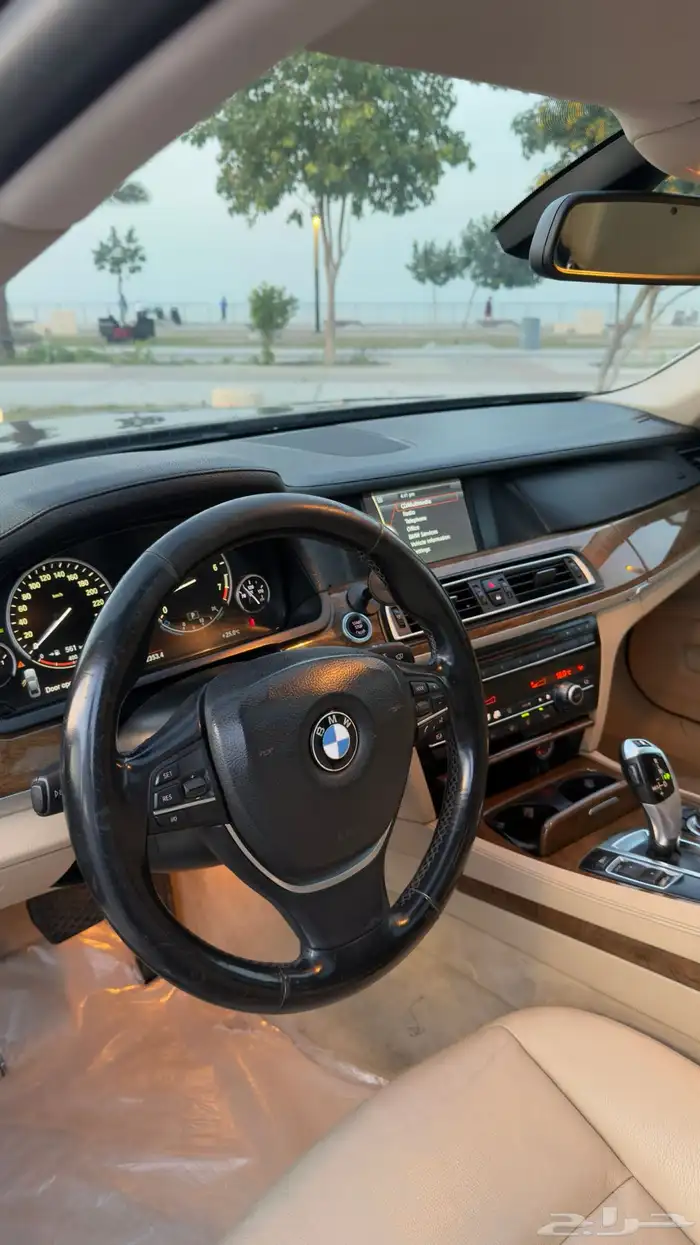 بي ام دبليو 730 موديل 2013 8