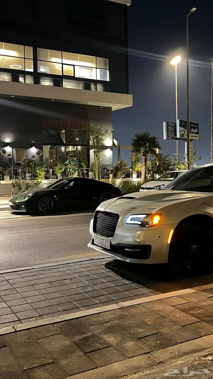 كرايزلر V8 فل كامل 8