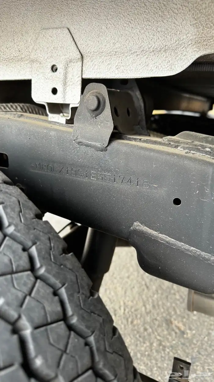 هايلكس مخزن 10