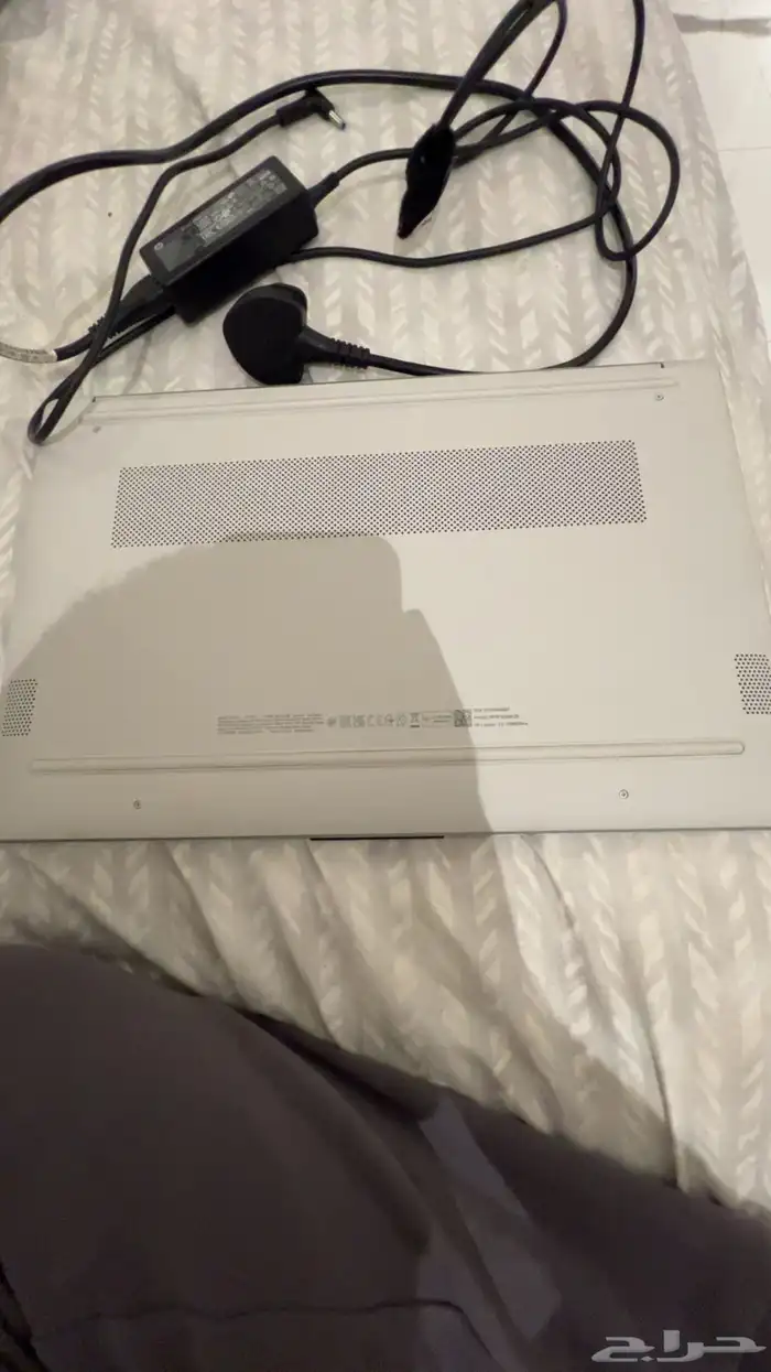لاب توب hp نظيف جدا استخدام قليل 2