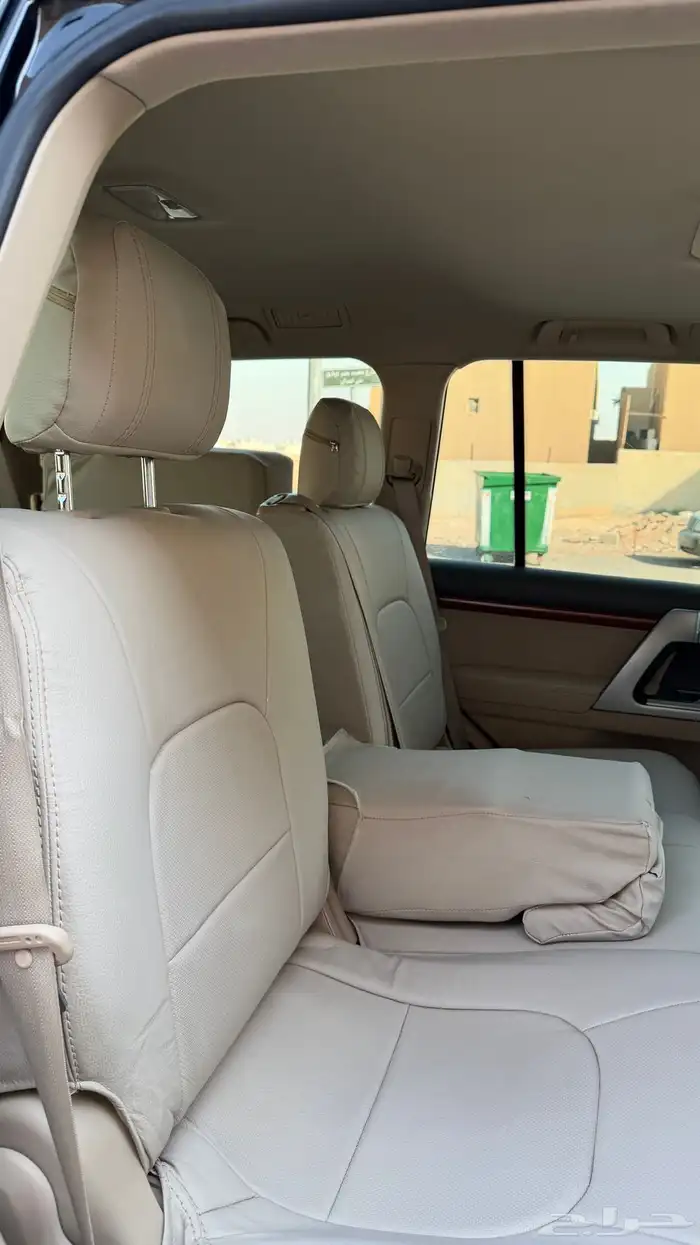 لاندكروزر VXR بريمي 2012 26