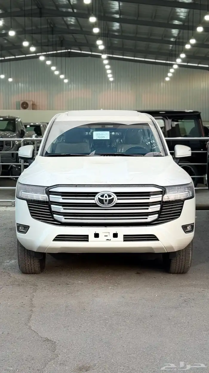 تويوتا لاندكروزر 2025 هدد ديزل 0