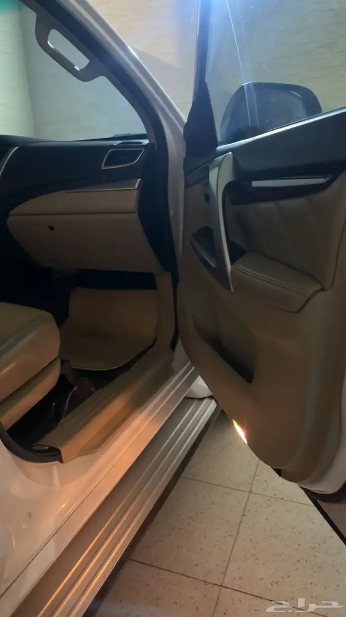 ميتسوبيشي مونتيرو 2018 4