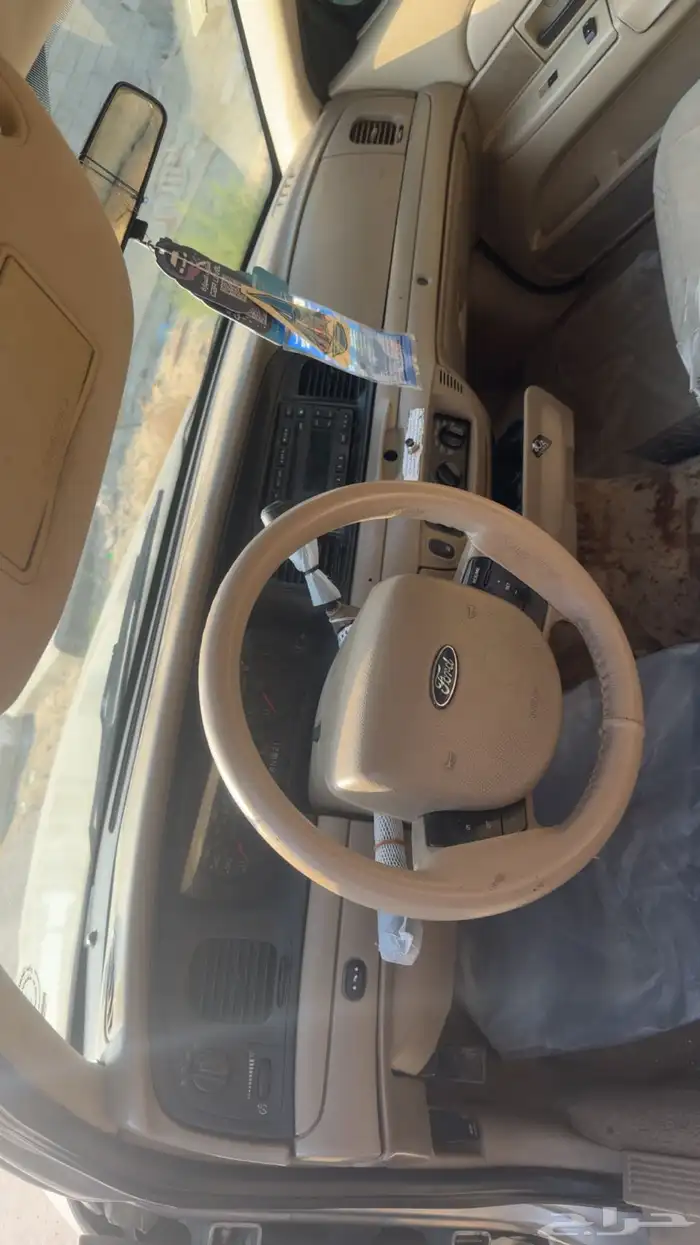 فورد كراون فكتوريا 4