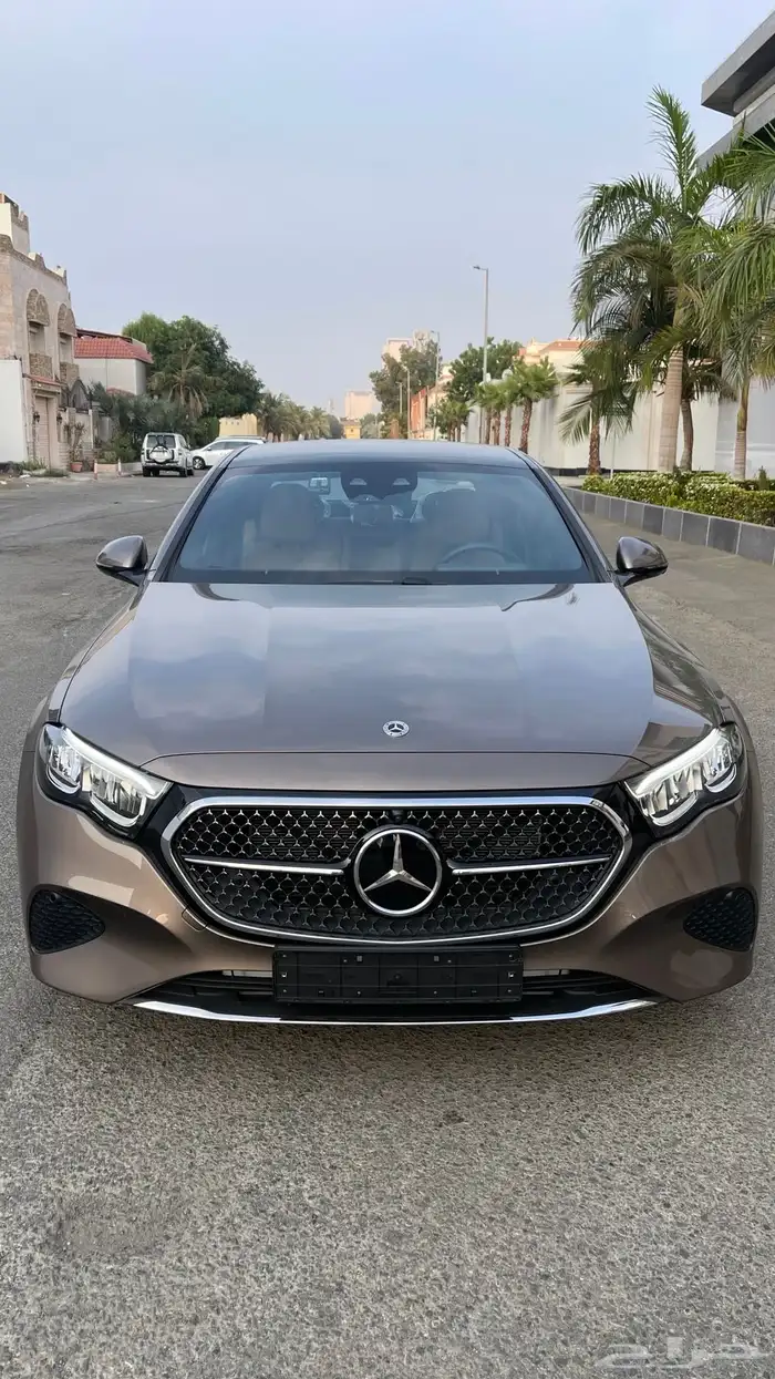 مرسيدس E200 2025 عداد 6 آلاف km ضمان الجفالي إلى 2027 9