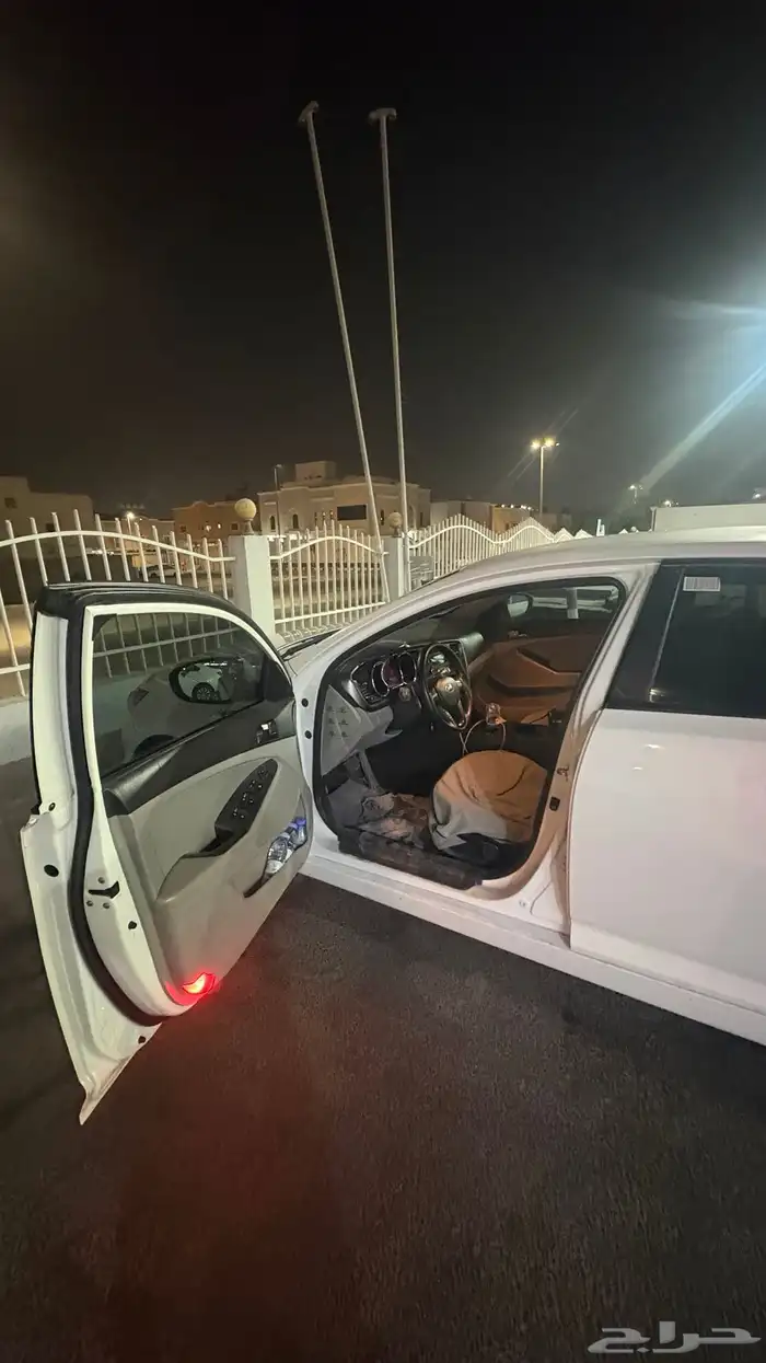 اوبتيما كيا 2013 ابيض 2