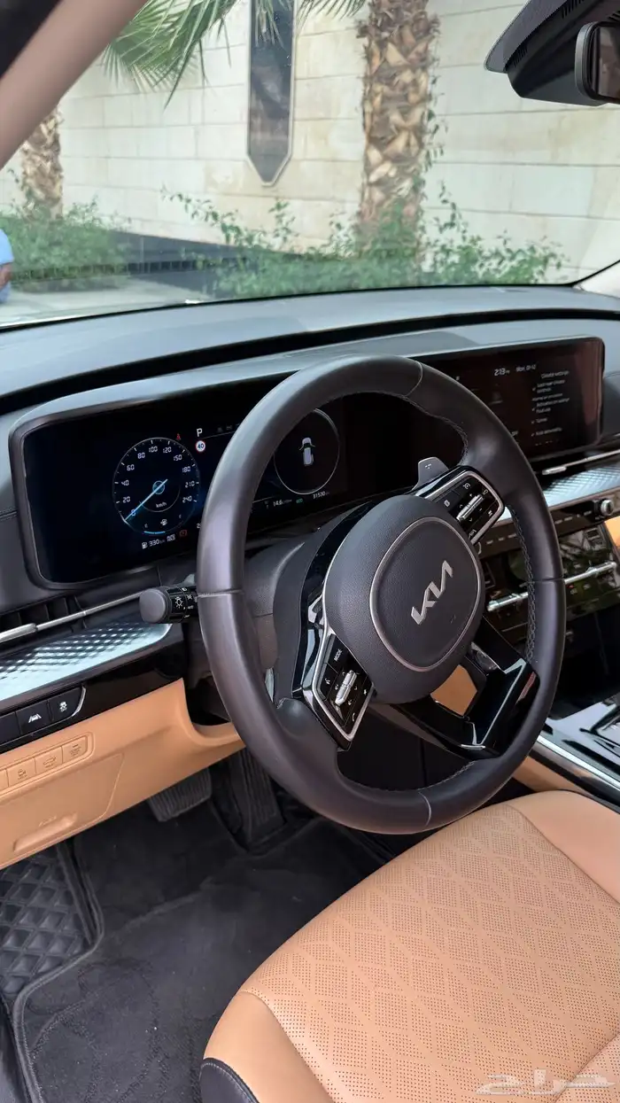 كيا كرنفال فل كامل فتحتين سقف 2023 وارد الوكيل كيا السعوديه 8