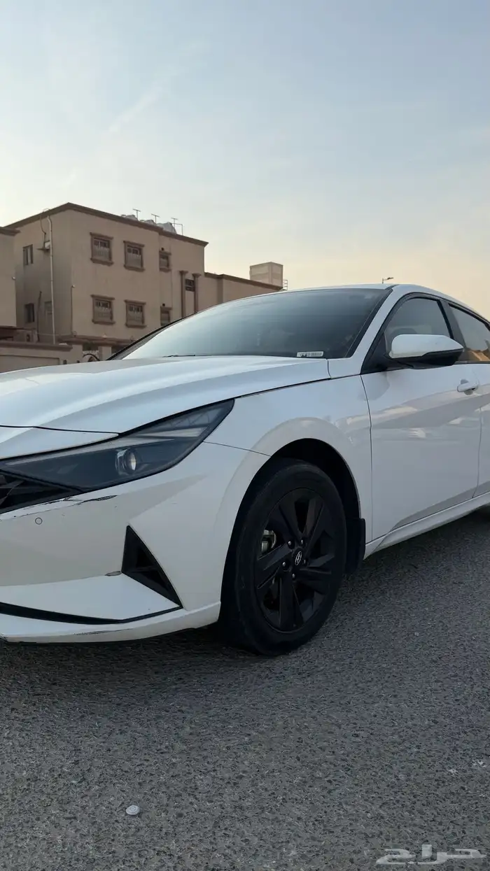 للبيع انترا 2023 سمارت 0