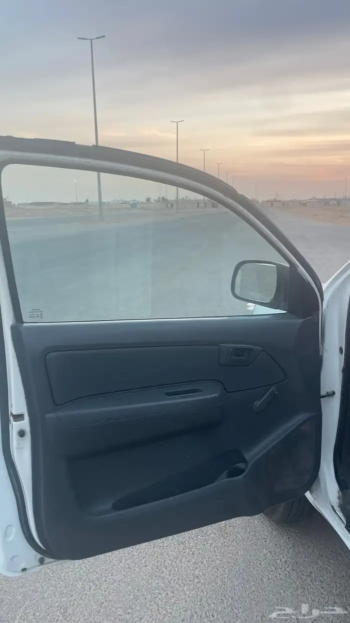 للبيع هلكس 2013 غمارةGLX   شرط المحركات 16