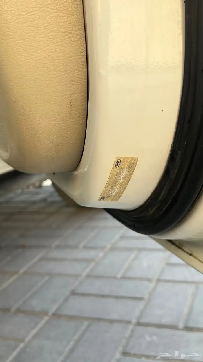 فورد فكتوريا 15