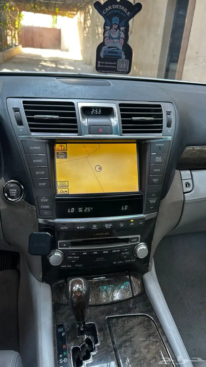 لكزس LS460 2010 16