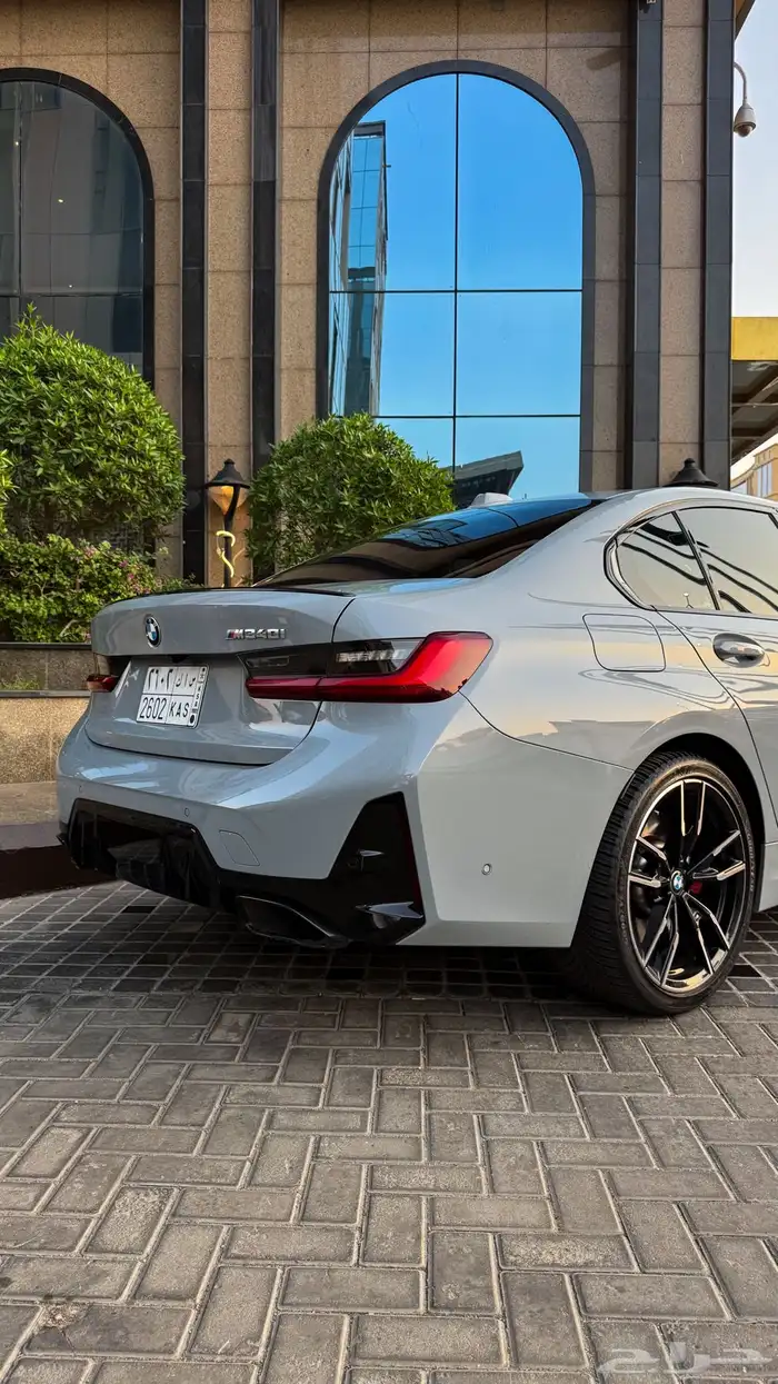 bmw 320i 2025 m-kit 7