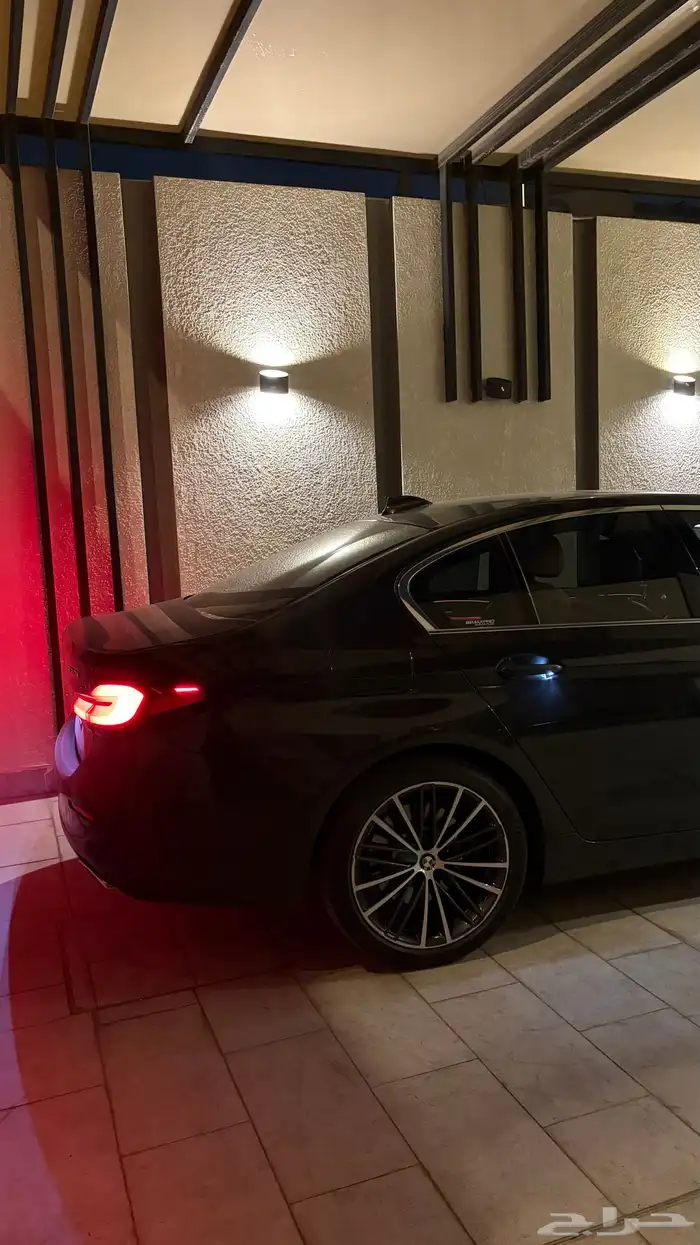 BMW 520i بي ام دبليو الفئة الخامسة 4