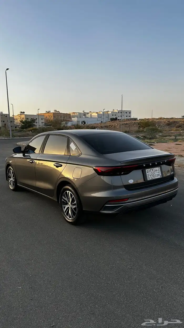 جيلي ام جراند 2023 7