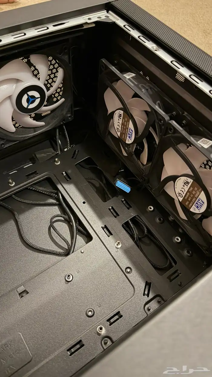 كيس بي سي مستعمل نظيف جدا 2