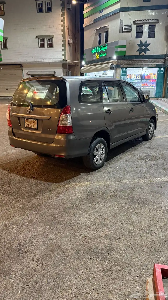 للبيع أنوفا 2013 1