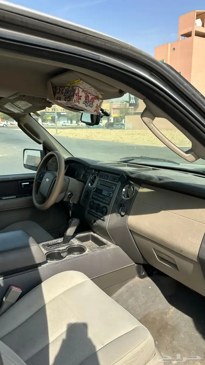 فورد اكسبيدشن فضي 2010 8