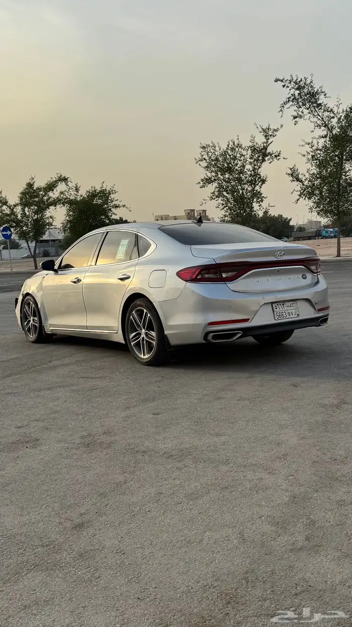 ازيرا مصدوم للبيع 7