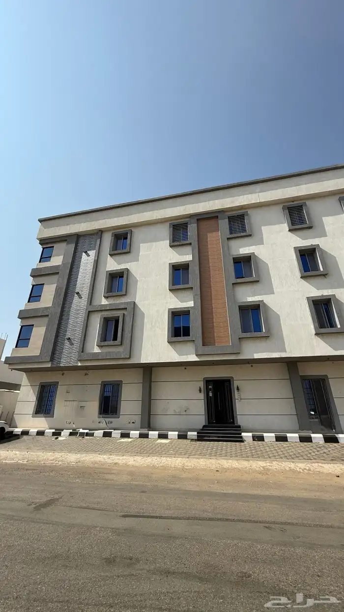 شقق للبيع في حي المحمديه 0