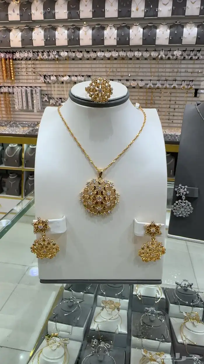 طقم بديل الذهب زركون 37