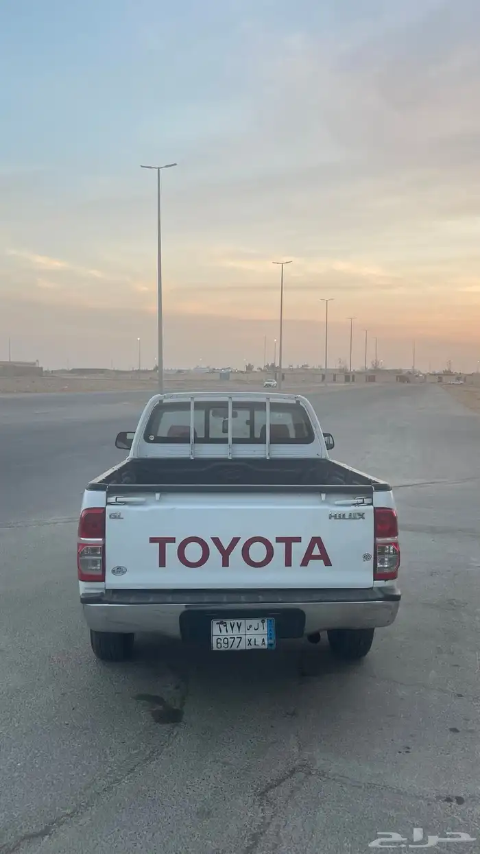 للبيع هلكس 2013 غمارةGLX   شرط المحركات 6