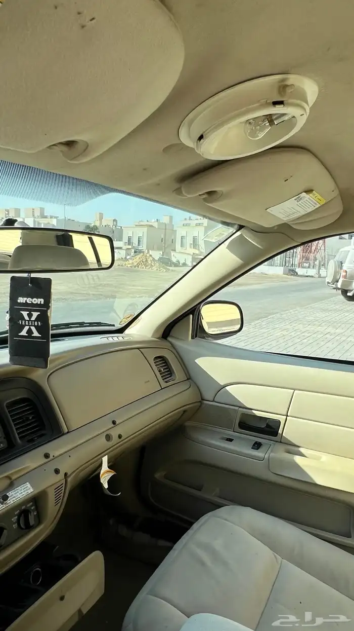 فورد فكتوريا 24