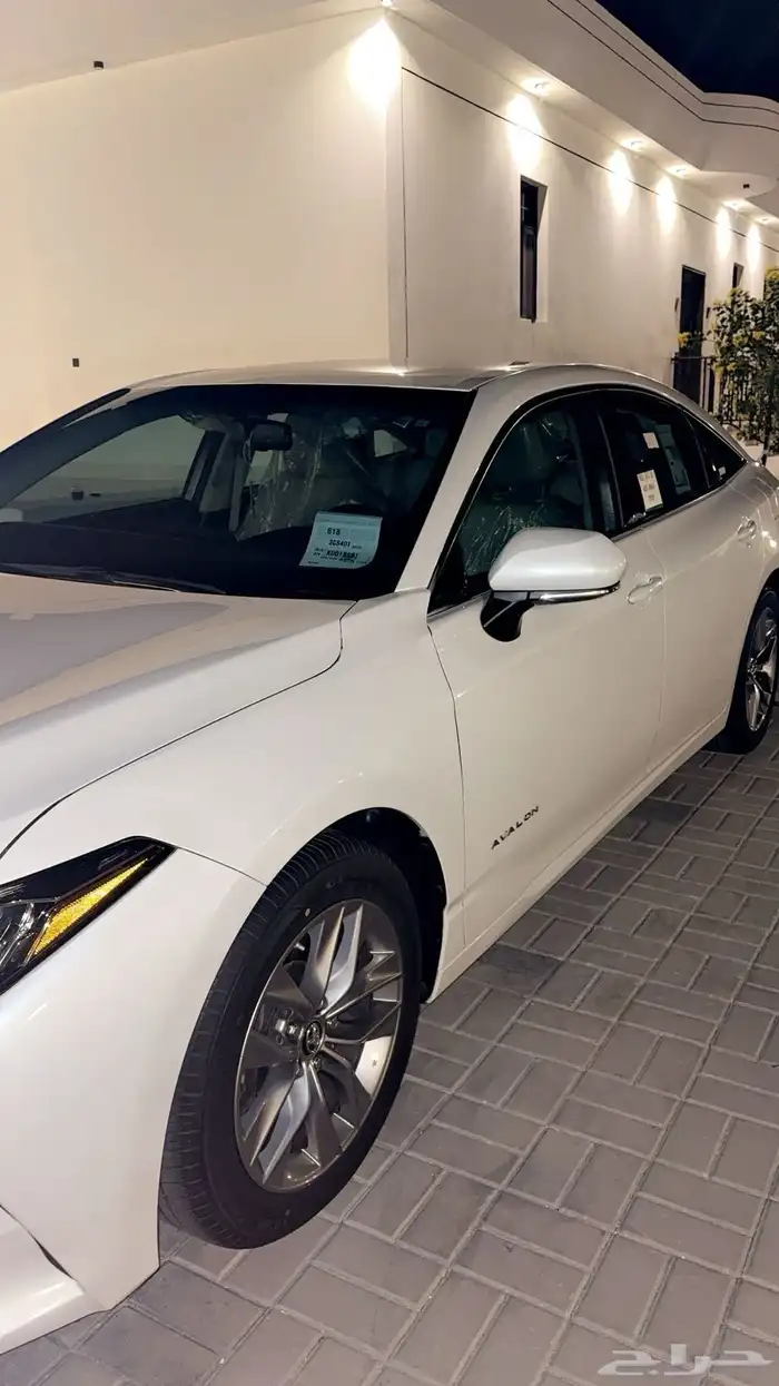 تويوتا افالون استاندر وكالة 4