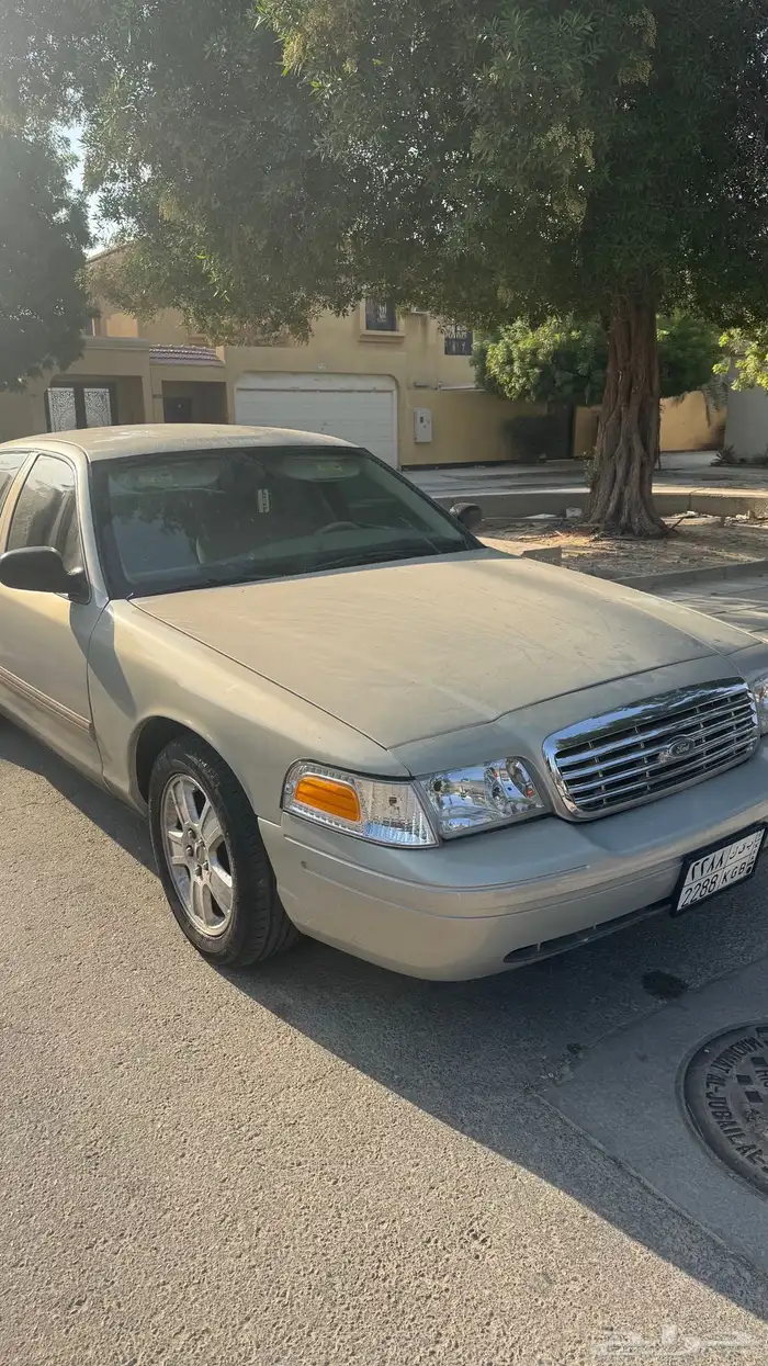 فورد فكتوريا 2011 11