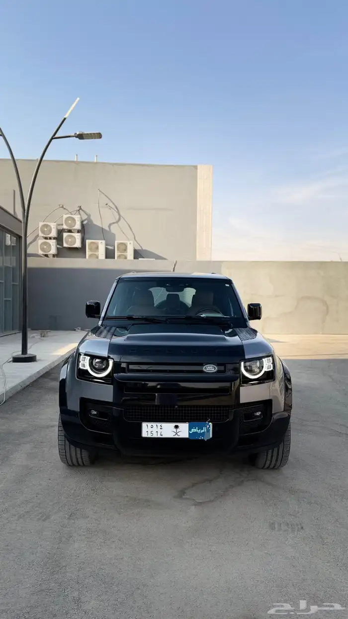 للبيع ديفندر 2023 HSE فل الناغي 6 سرندل 6