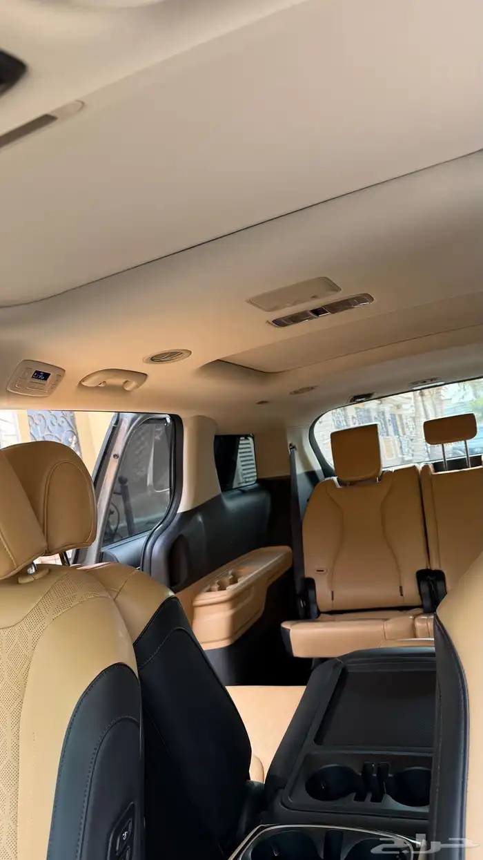 كيا كرنفال فل كامل فتحتين سقف 2023 وارد الوكيل كيا السعوديه 10