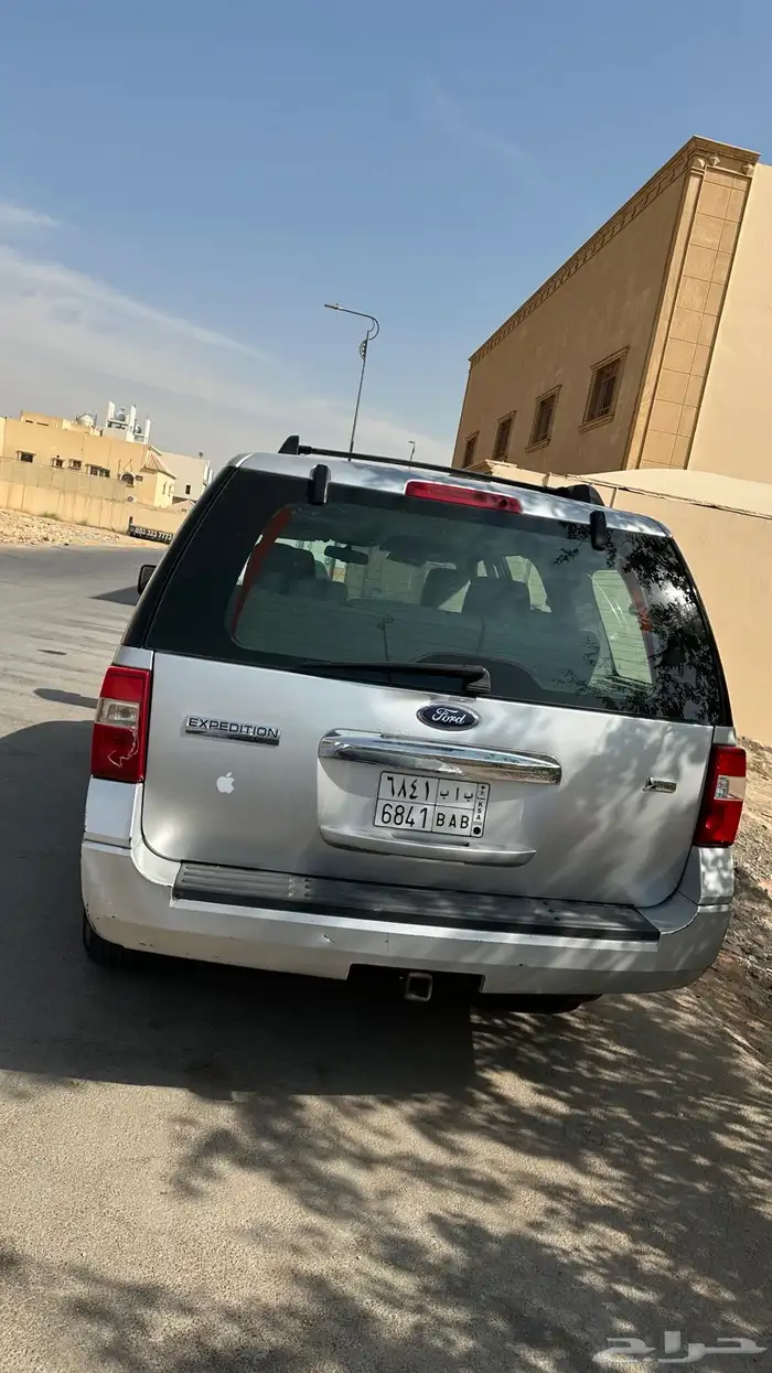 فورد اكسبيدشن فضي 2010 2