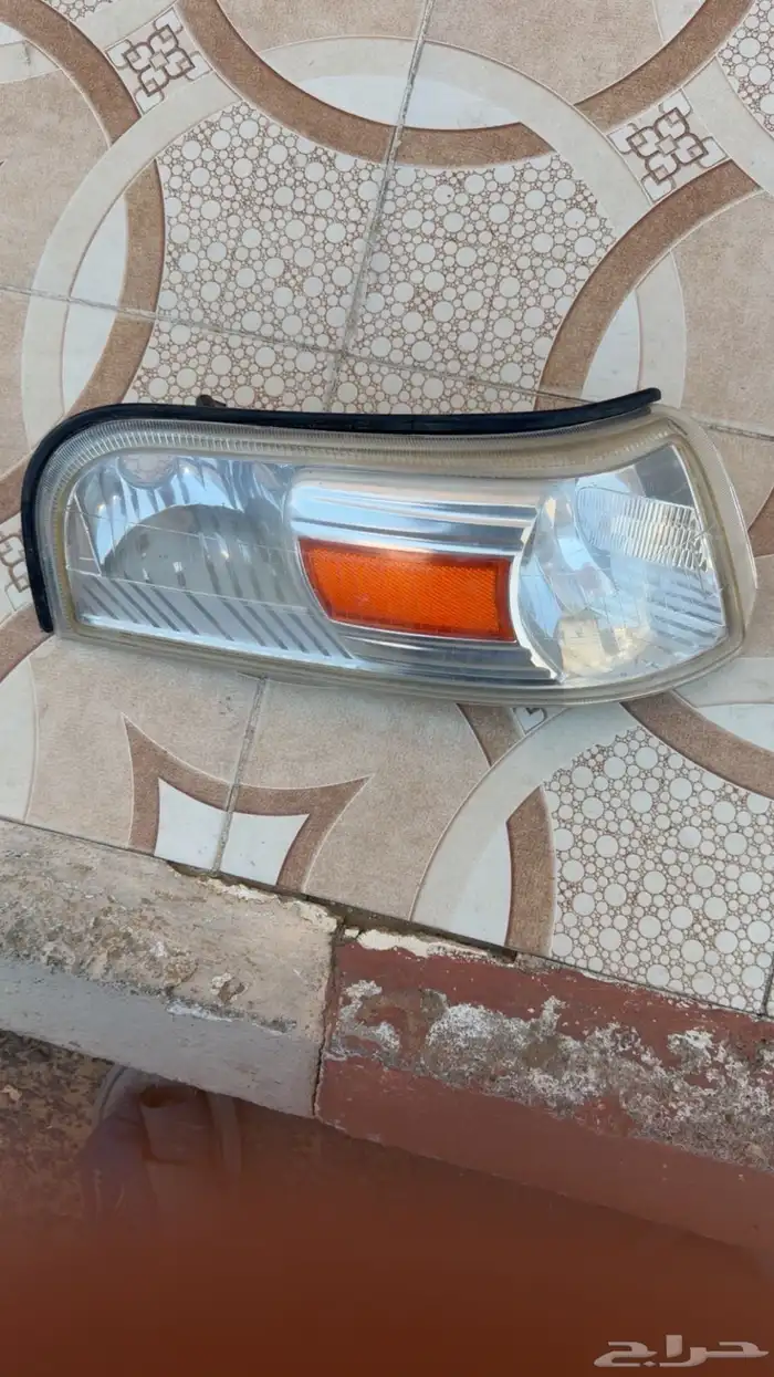 إسطب ركن فورد ماركيز 2008 2