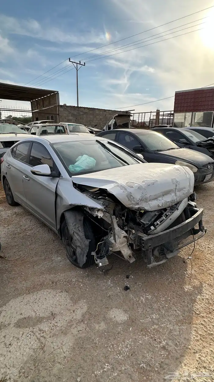 هونداي افانتي 2018 مصدومه 1