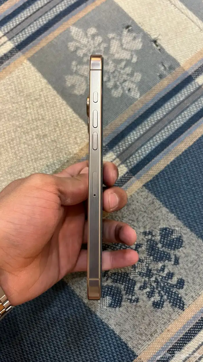 ايفون 16 برو ماكس 3