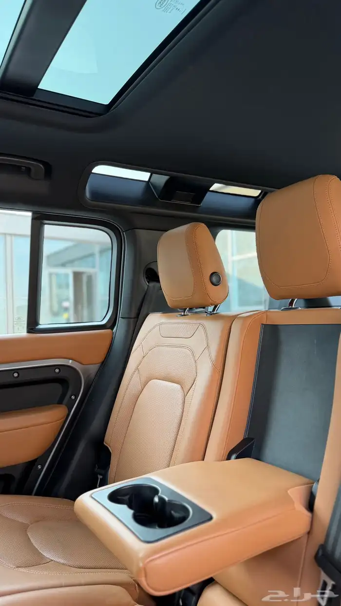 للبيع ديفندر 2023 HSE فل الناغي 6 سرندل 20