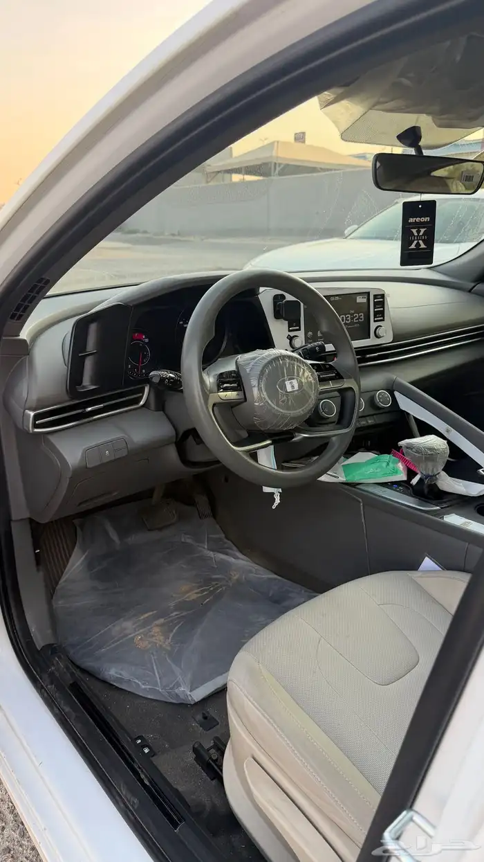 للبيع انترا 2023 سمارت 9