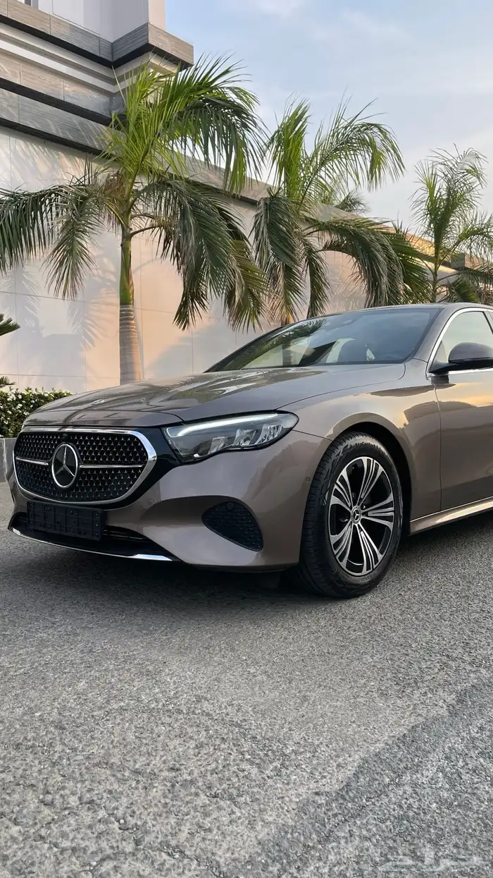 مرسيدس E200 2025 عداد 6 آلاف km ضمان الجفالي إلى 2027 10
