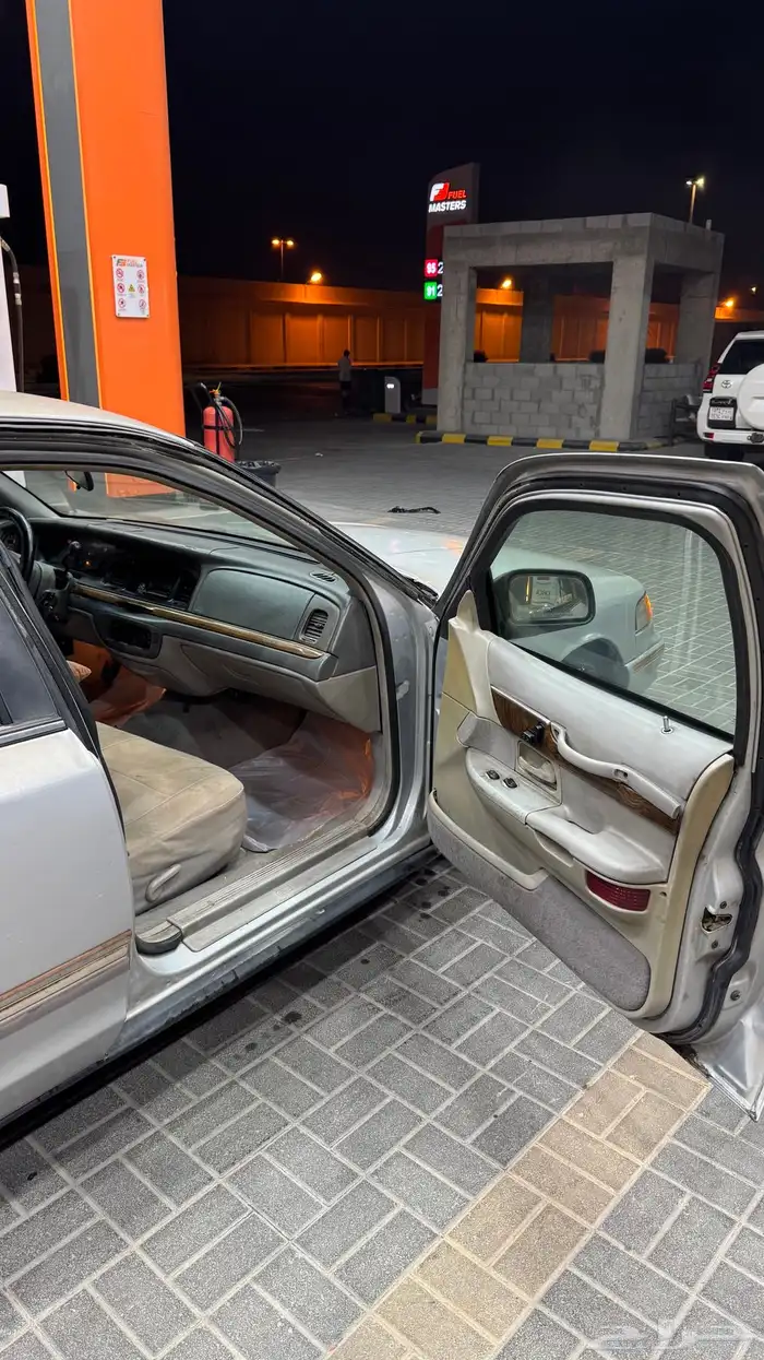 فورد مديل1995 6